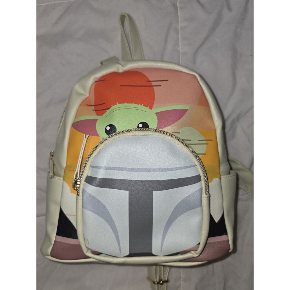 Like new Danielle Nicole Disney star wars grogu the child Yoda mini backpack!